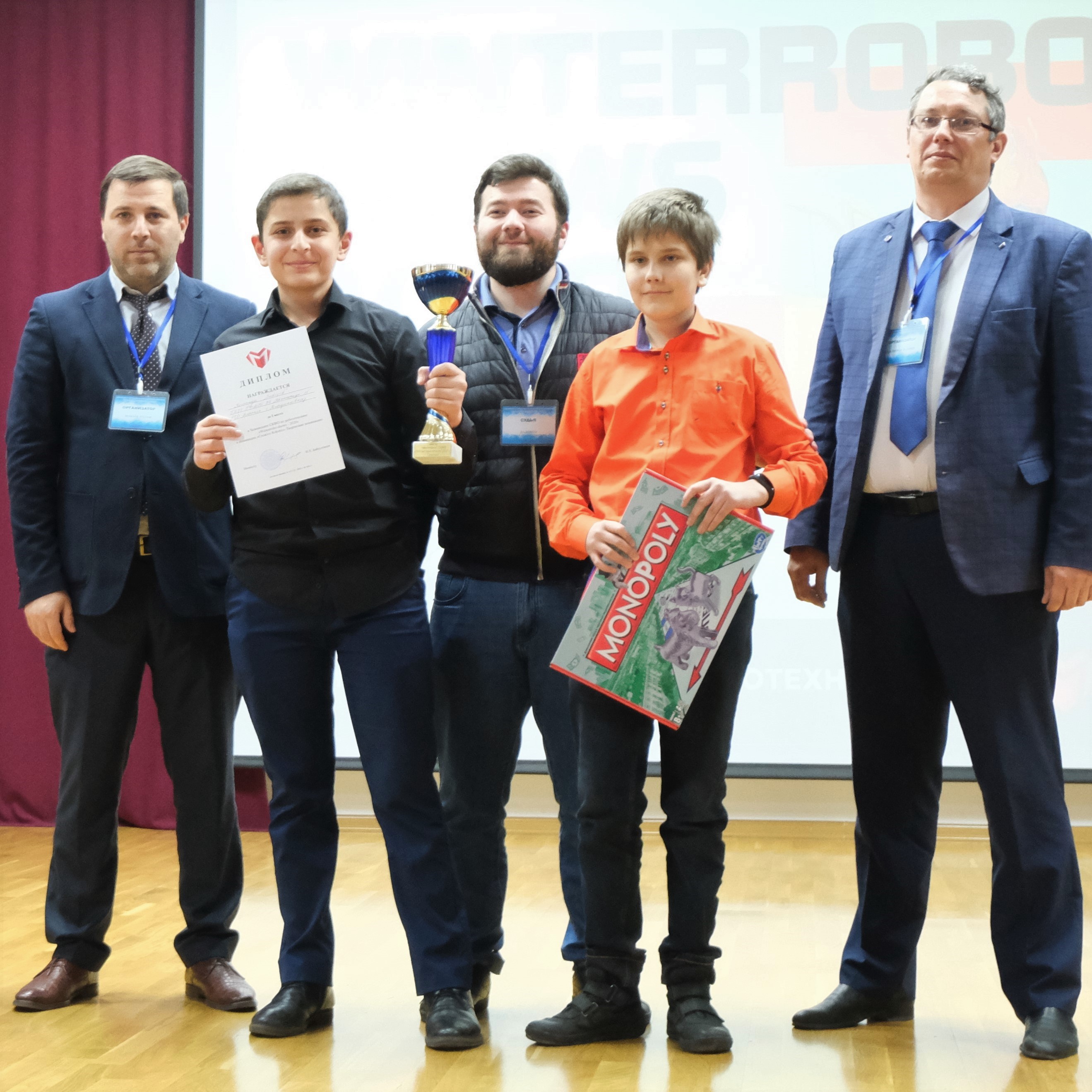 Кванторианцы заняли два призовых места на чемпионате по робототехнике в Грозном